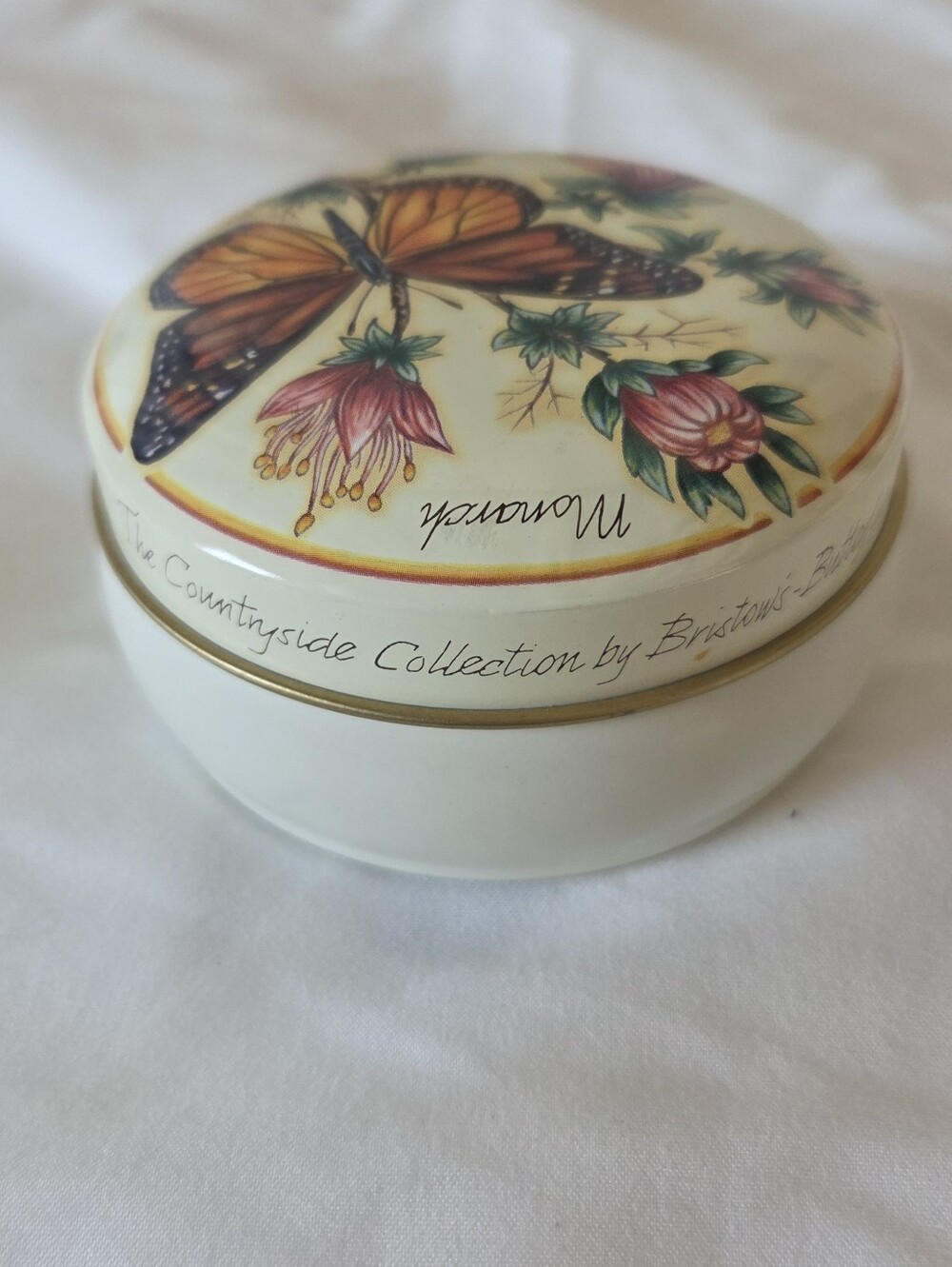 Vintage Bristow’s of Devon Monarch Butterfly Ceramic Trinket Box Made in England